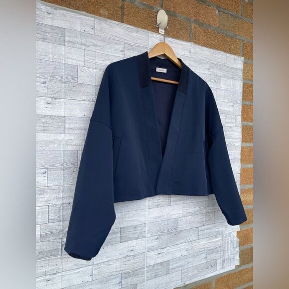VAARA BATWING NAVY BLUE JACKET SMALL - Picture 2 of 9